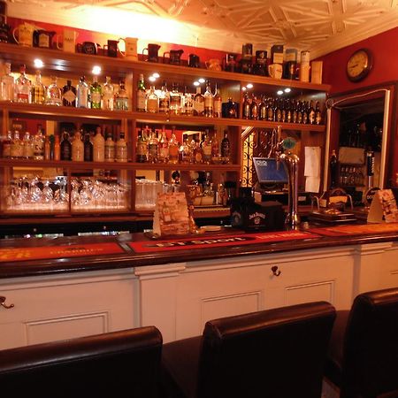 Cedar Inn Edinburg Exteriör bild